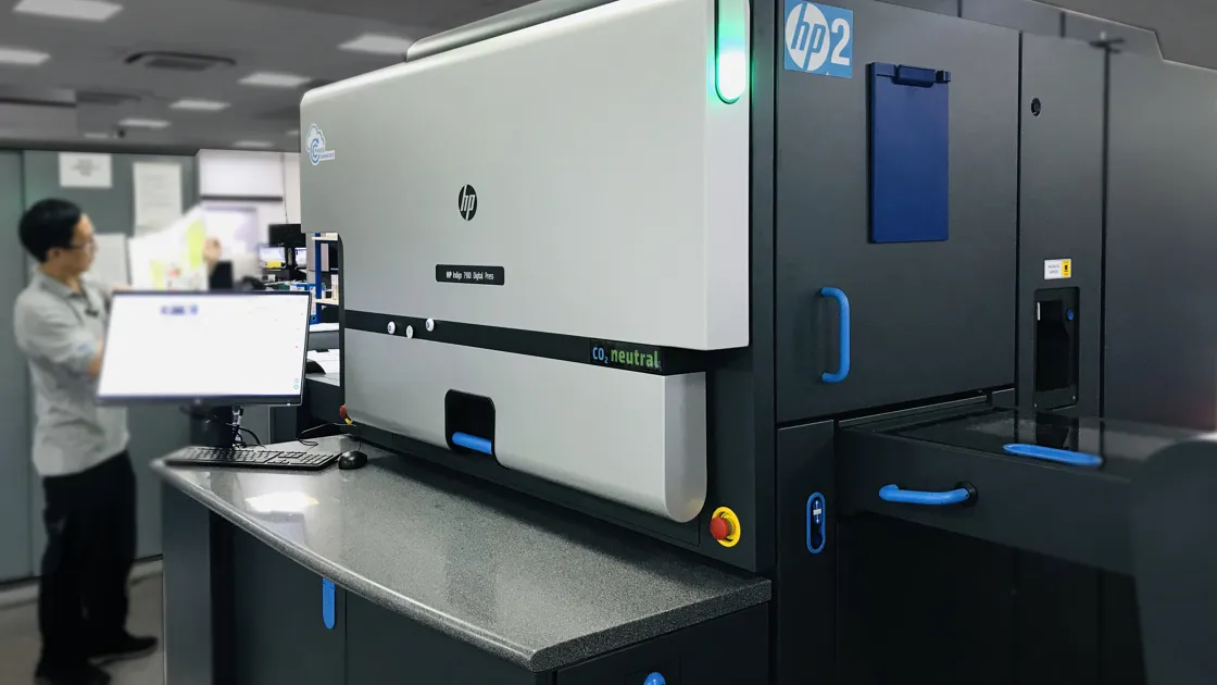 desain kartu nama indigo